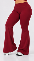 QYLÉ Curve Flare Legging